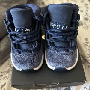 Jordan 11 Retro Baby girl 2c